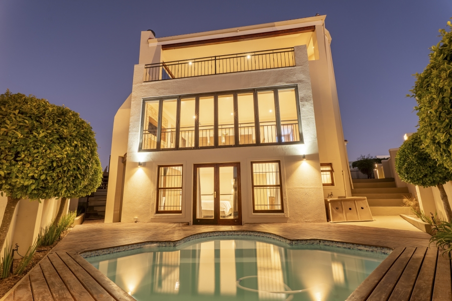 4 Bedroom Property for Sale in Myburgh Park Western Cape